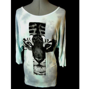 New RUE21 Tie Dye Tiger Cross Tunic T-shirt Blue Tie dye Tunic Zipper back